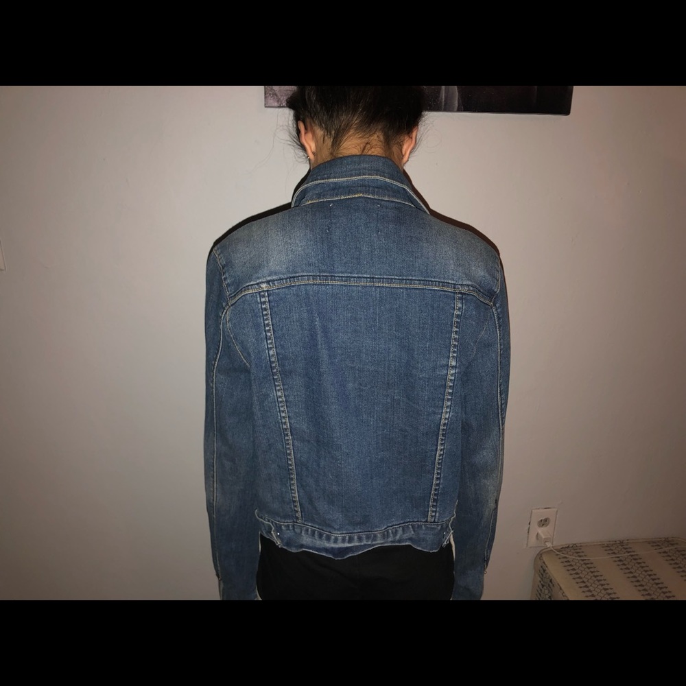 Jean jacket - Picture 2 of 3